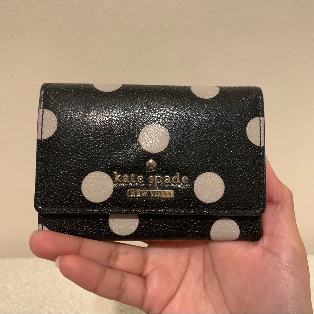 Kate Spade New York Cedar Street Dot Darla Wallet